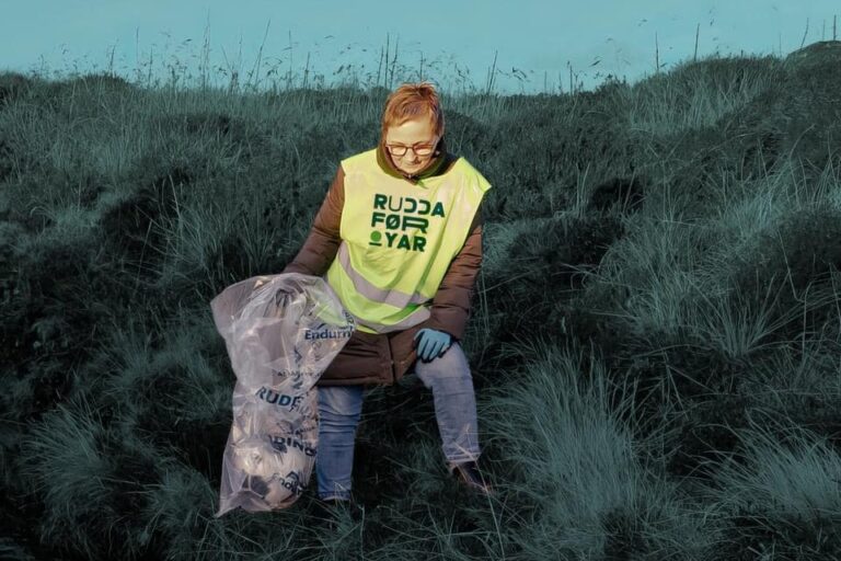 Rudda Føroyar nýggjan grafiskan samleika Rudda Føroyar nýggjan grafiskan samleika